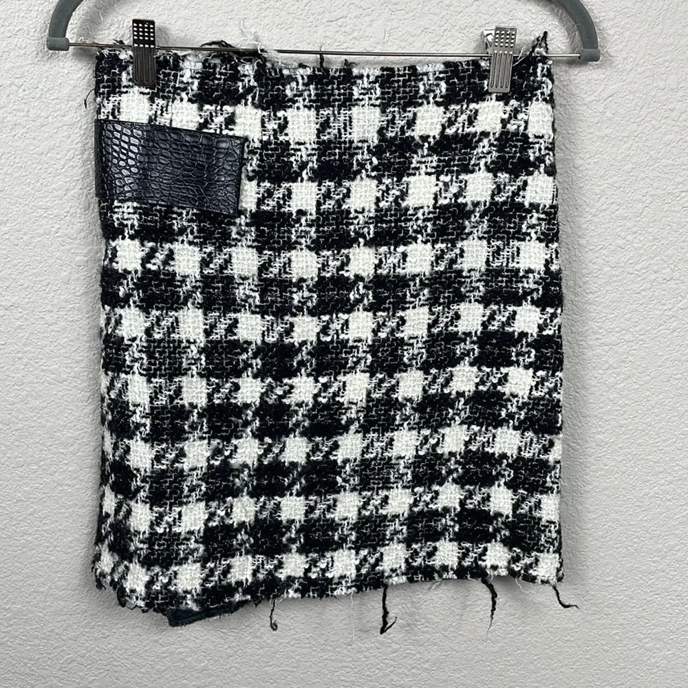 Reese + Riley Black White Check Plaid Tweed Mini Skirt Wrap Style